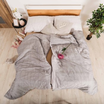 povleceni_velur_sede_saten_emi