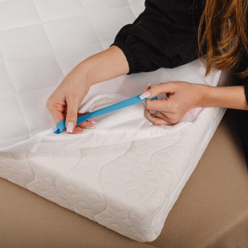 Dětský chránič na matrace 123 x 62 cm EMI