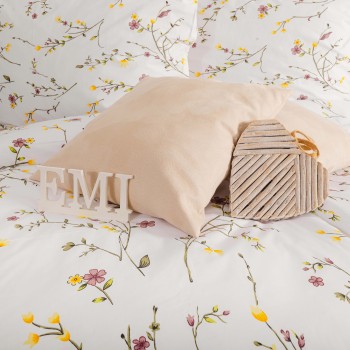 bavlnene_povleceni_s_kvetinovym_motivem_emi