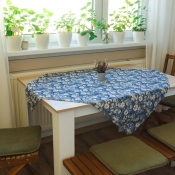 moderni_ubrus_florina_na_stul_emi