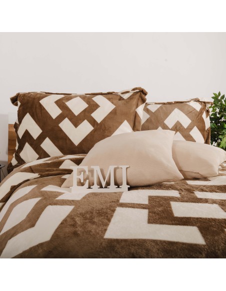 hrejive_povleceni_emi