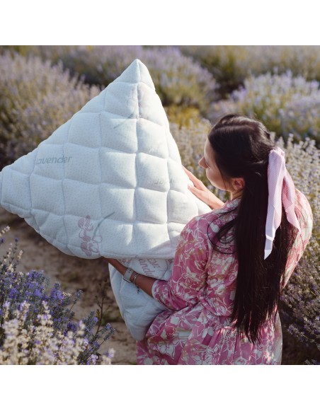 Polštář prošívaný antialergický 70 x 90 cm Lavender EMI 1+1 ZDARMA