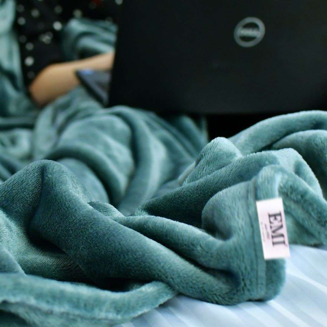 Deka_je_vyrobena_z_hebkeho_materialu