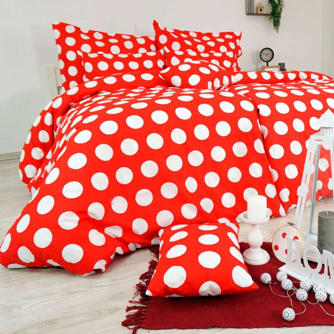 latka_metraz_Dots_cervena