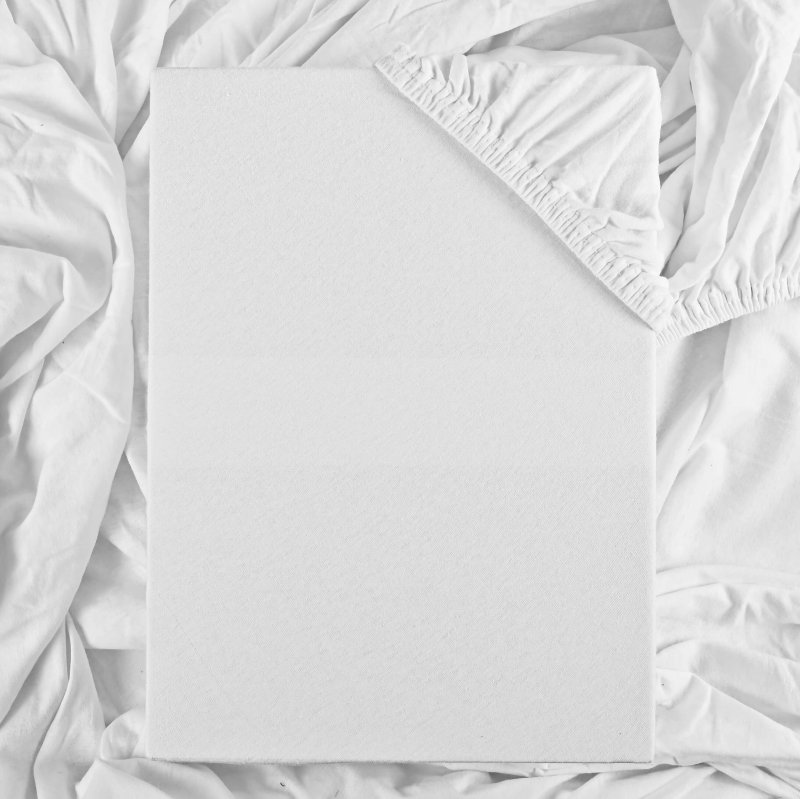 Napinaci_prosteradlo_bile