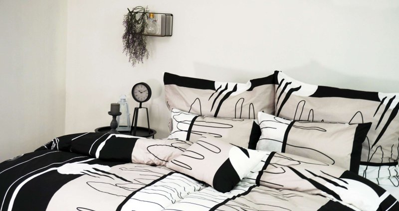 Povleceni_Split_bile_EMI