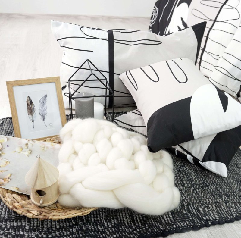 Povleceni_Split_bile_EMI