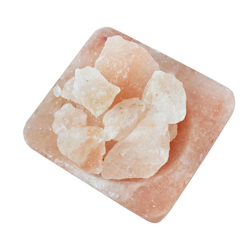 Solna_lampa_kostka_vyrobena_z_himalajske_soli