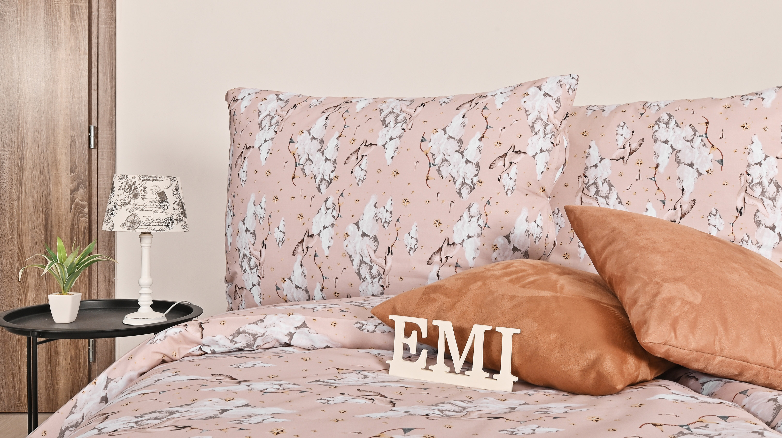 povleceni_swan_emi