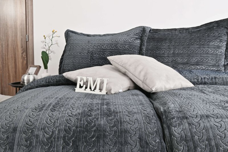 povleceni_z_mikroplysu_banu_sive