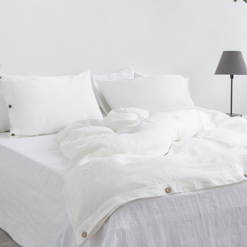 lnene_povleceni_bile