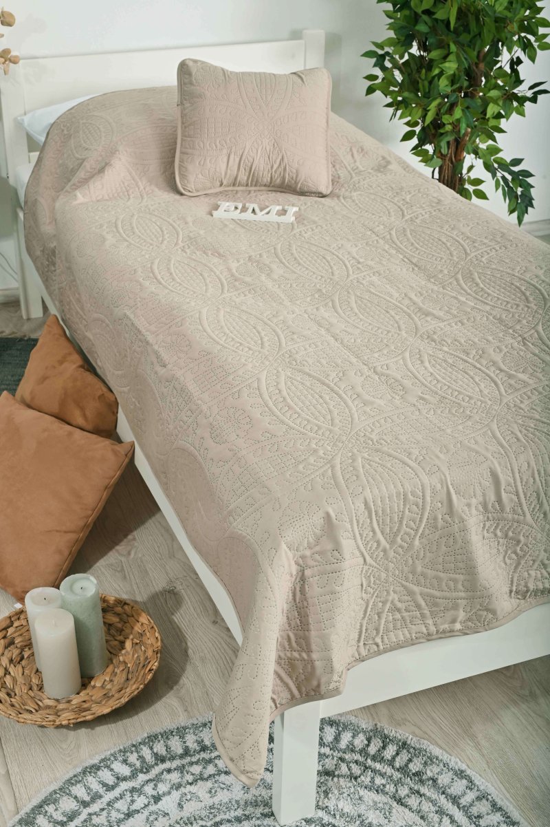 prehoz_na_postel_lace