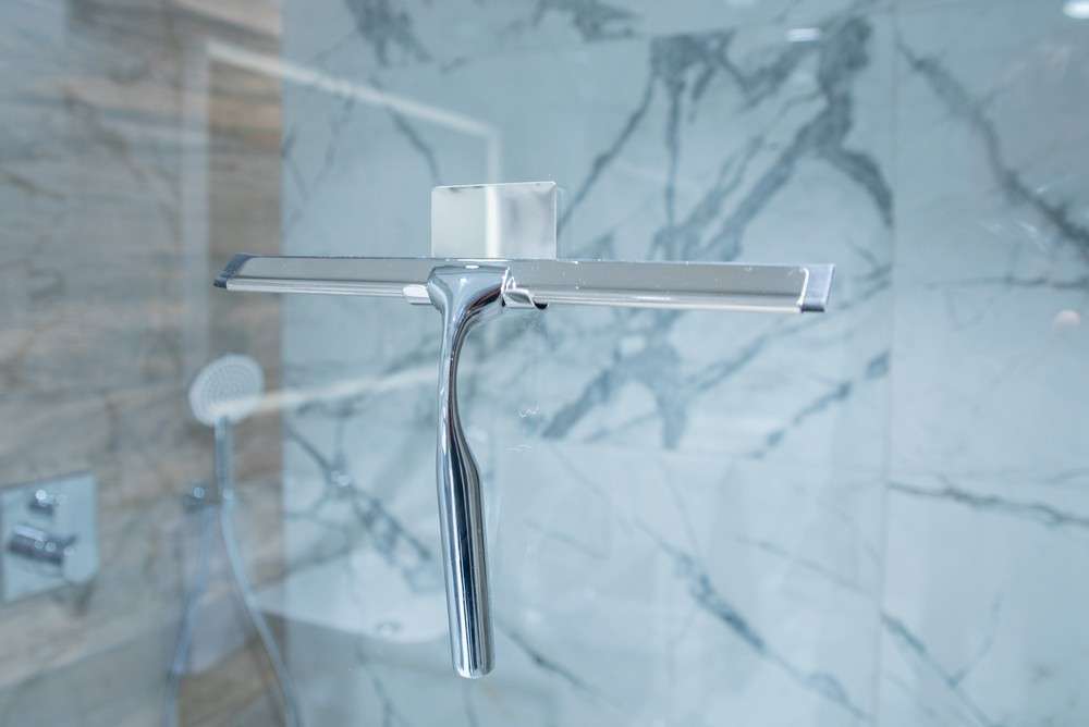 sterka_z_nerezavejici_oceli