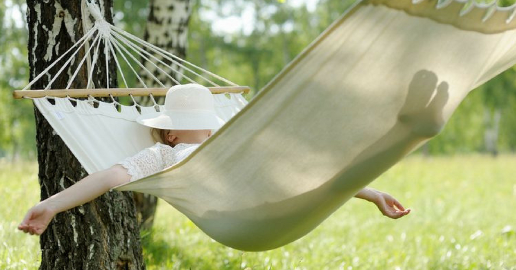 NEMŮŽETE V LÉTĚ SPÁT? ZDE JSOU TOP 4 PRODUKTY, KTERÉ VÁM POMOHOU